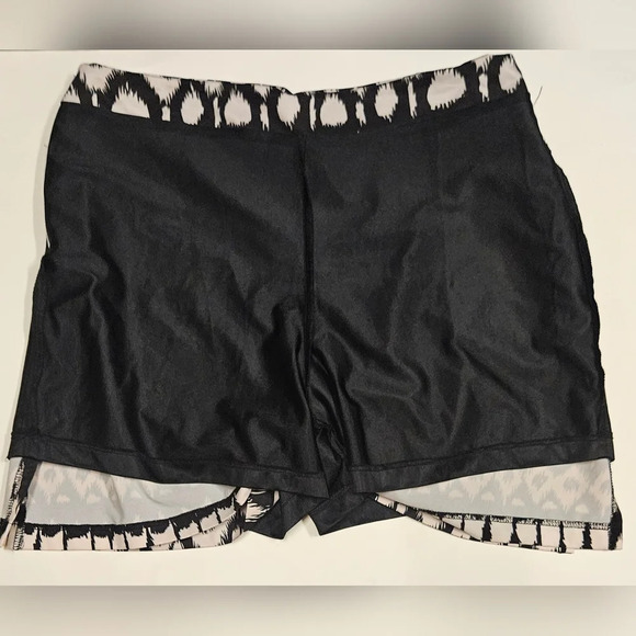 AW Golf Allyson Whitmore black Abtract print athletic Sport golf skort size 16 - Picture 8 of 11
